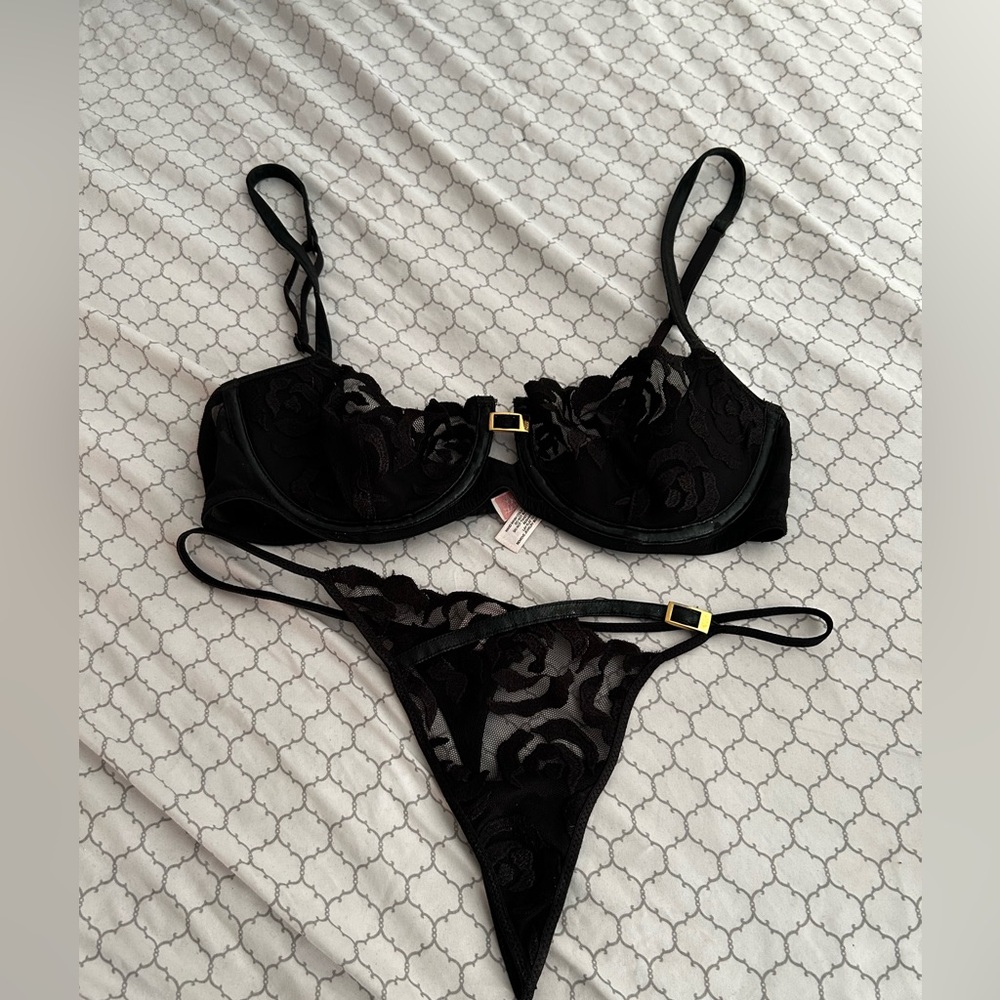 Elegant Black Lace Panty Set